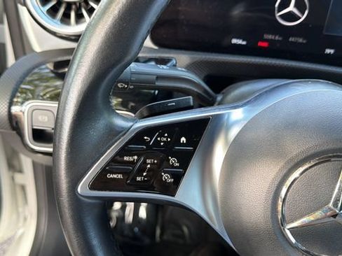 Used 2025 Mercedes-Benz CLA 250 image 23
