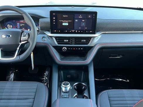 New 2026 Ford Explorer ST-Line w/ ST-Line Street Pack image 7