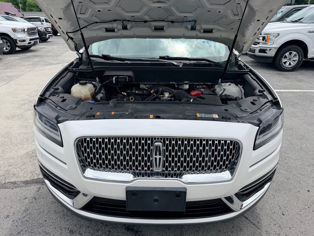 Used 2019 Lincoln Nautilus Reserve FWD image 11