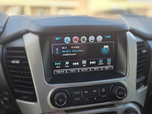 Used 2018 GMC Yukon XL SLT w/ Premium Edition AWD/4WD image 23