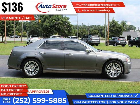 Used 2011 Chrysler 300 C w/ Sound Group RWD image 5