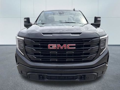 Used 2023 GMC Sierra 1500 Pro w/ Graphite Edition image 6