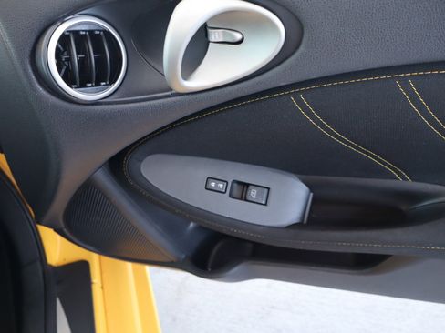 Used 2018 Nissan 370Z Coupe w/ Z34 Heritage Edition - Yellow image 40