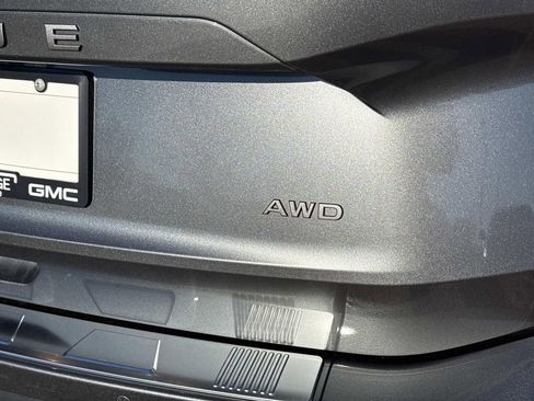 Used 2025 Nissan Rogue SV image 10