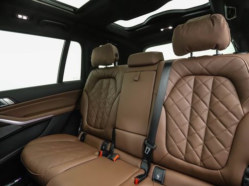 Certified 2026 BMW X7 xDrive40i AWD/4WD image 23