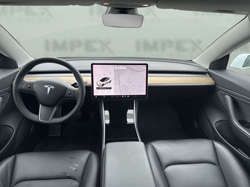 Used 2019 Tesla Model 3 Standard Range Plus image 14