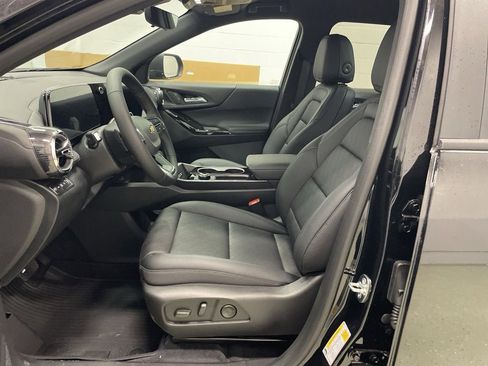 New 2026 Chevrolet Equinox LT w/ Convenience Package II image 9