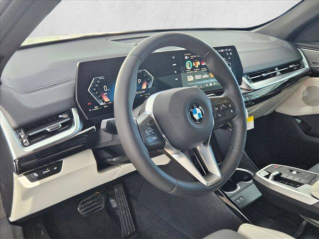 Used 2026 BMW X2 xDrive28i w/ Convenience Package AWD/4WD image 3