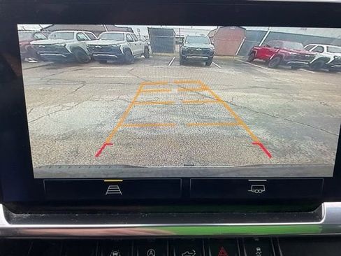 Used 2022 Chevrolet Silverado 1500 LT image 6