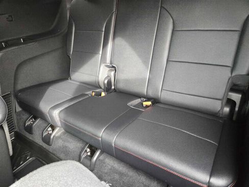 Certified 2025 Chevrolet Traverse Z71 w/ Driver Confidence Package image 29