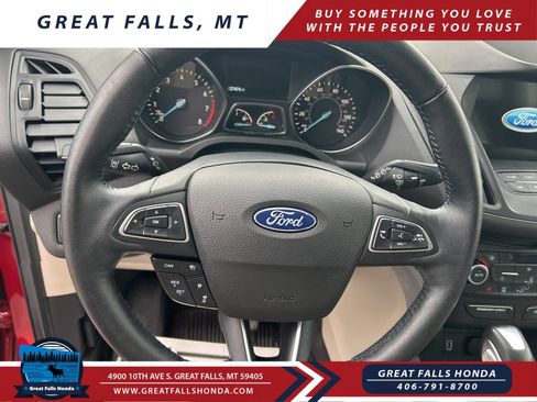Used 2019 Ford Escape SEL image 14