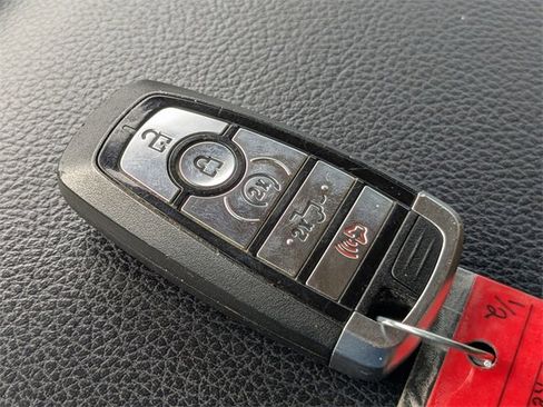 Used 2018 Ford F250 Lariat w/ Lariat Ultimate Package image 33