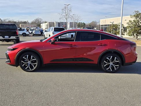 Used 2024 Toyota Crown Limited image 6