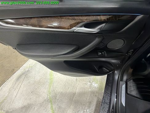 Used 2016 BMW X5 xDrive50i AWD/4WD image 28