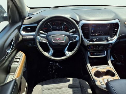 Used 2023 GMC Acadia SLE w/ Driver Convenience Package FWD image 7