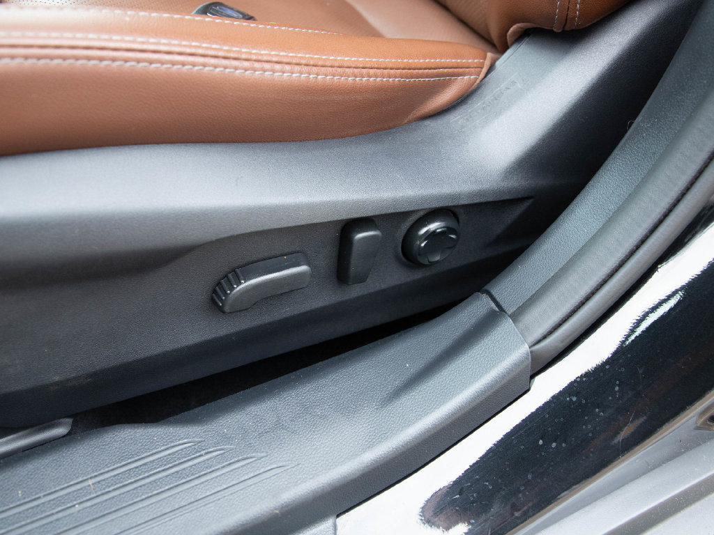 Used 2023 Subaru Outback Touring XT AWD/4WD image 22