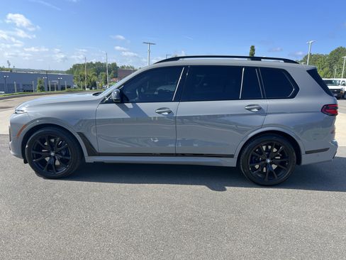Used 2024 BMW X7 M60i w/ Executive Package AWD/4WD image 6
