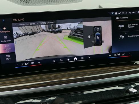 Used 2025 BMW X5 xDrive40i w/ Premium Package image 18