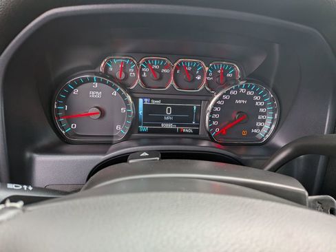 Used 2018 Chevrolet Silverado 1500 LT w/ All Star Edition image 21