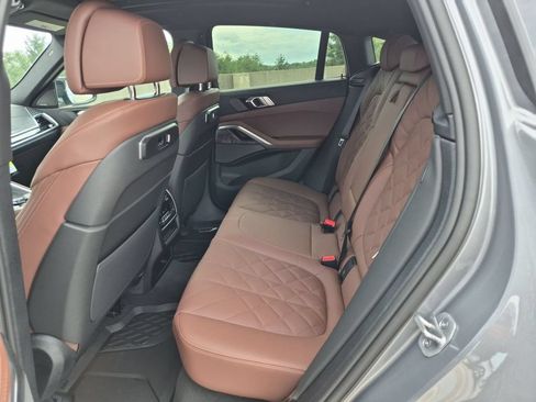 Used 2026 BMW X6 M60i AWD/4WD image 10