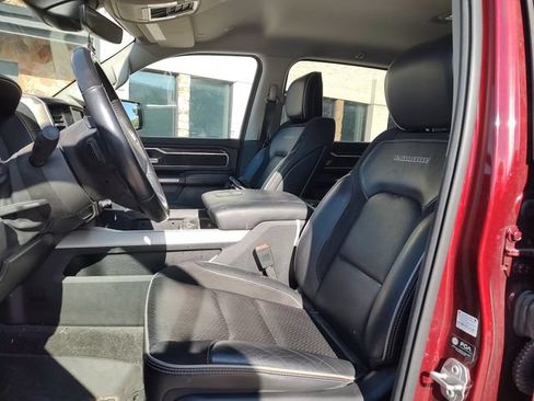 Certified 2022 RAM 1500 Laramie RWD image 9