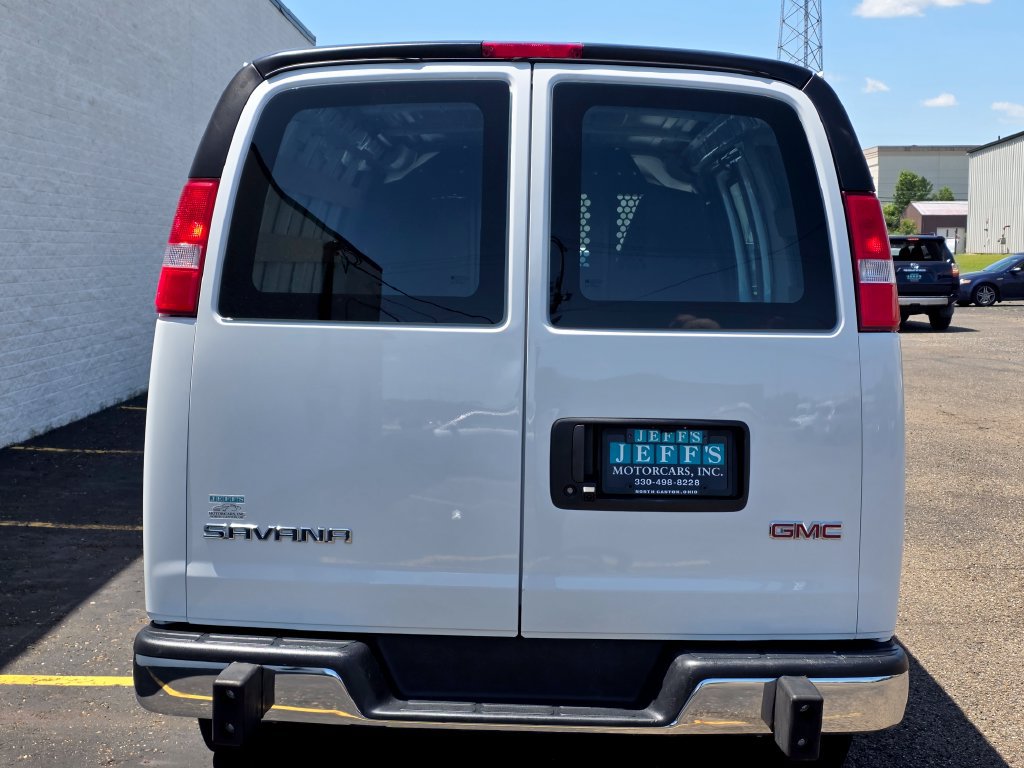 Used 2025 GMC Savana 2500 w/ Driver Convenience Package RWD image 6