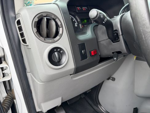 Used 2013 Ford E-150 and Econoline 150 w/ PWR Group RWD image 20