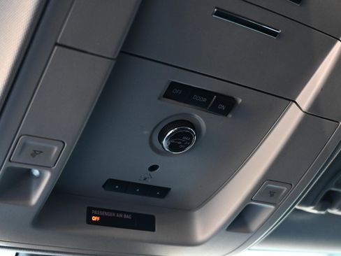 Used 2020 Chevrolet Tahoe LT image 22