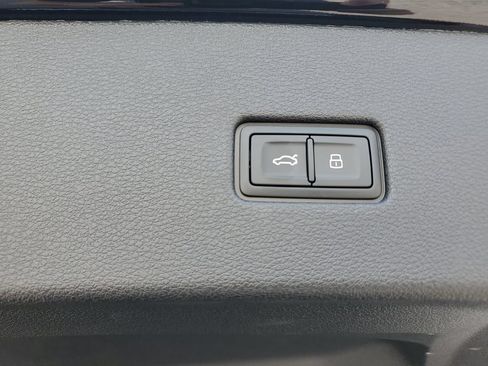 Used 2023 Audi SQ8 Premium Plus AWD/4WD image 16