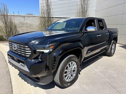 Used 2024 Toyota Tacoma Limited w/ Limited Package (LT)