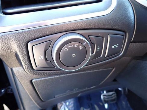 Used 2018 Ford Edge Sport w/ Ford Safe & Smart Package AWD/4WD image 18