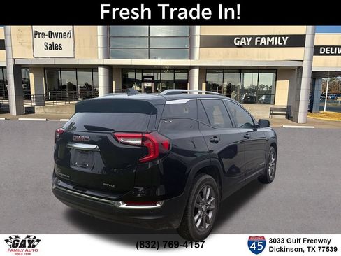 Used 2023 GMC Terrain SLT w/ Infotainment Package II AWD/4WD image 9
