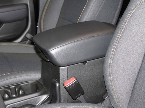 Certified 2025 Jeep Wrangler Sport S image 19