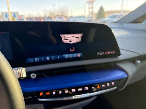 Used 2025 Cadillac Optiq Luxury 1 w/ LPO, Floor Liner Package image 18