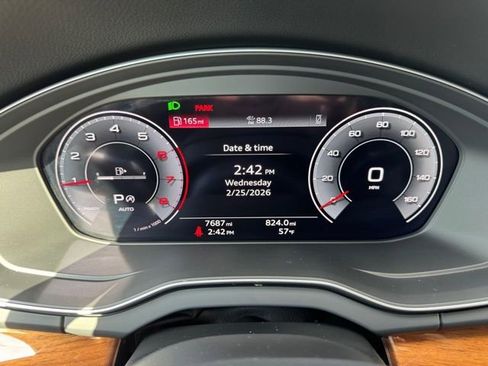 Certified 2025 Audi Q5 Premium w/ Convenience Plus Package AWD/4WD image 13
