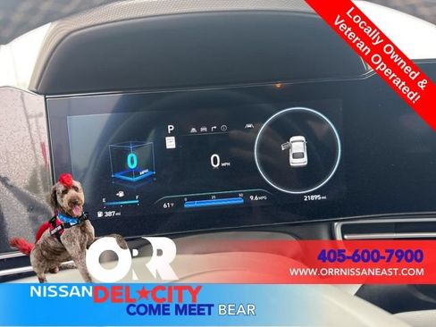 Used 2025 Hyundai Elantra SEL FWD image 17