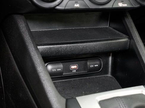 Certified 2023 Kia Forte LXS image 17