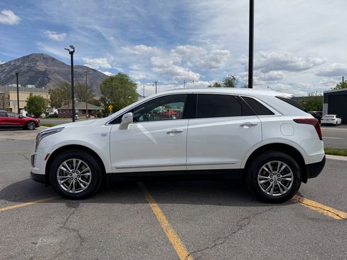 Used 2021 Cadillac XT5 Premium Luxury AWD/4WD image 5