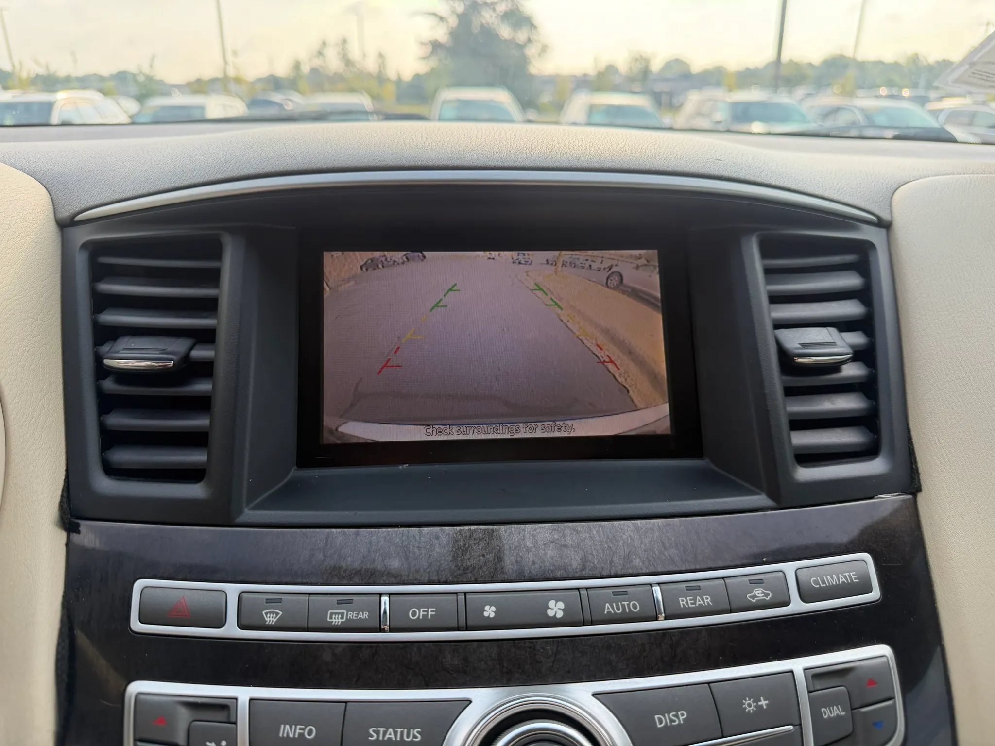 Used 2014 INFINITI QX60 Luxe w/ Premium Package AWD/4WD image 22