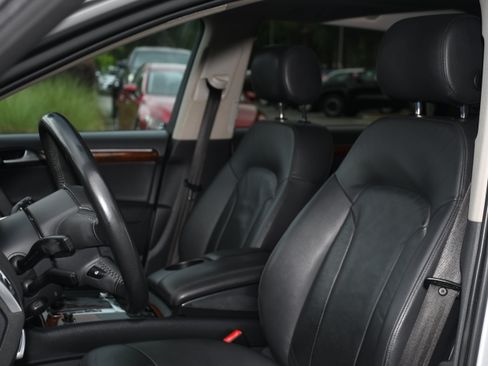 Used 2011 Audi Q7 TDI Premium AWD/4WD image 13