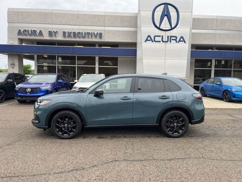 Used 2024 Honda HR-V Sport image 1