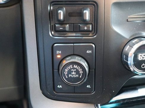 Used 2021 Ford F150 Lariat w/ Equipment Group 502A High image 23