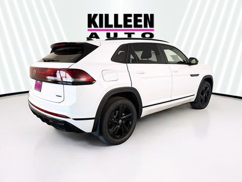 New 2026 Volkswagen Atlas Cross Sport SEL R-Line AWD/4WD image 7