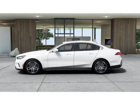 New 2027 BMW 530i xDrive AWD/4WD image 4