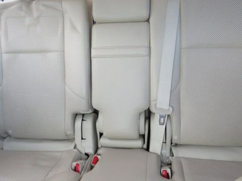 Used 2013 Lexus GX 460 image 8