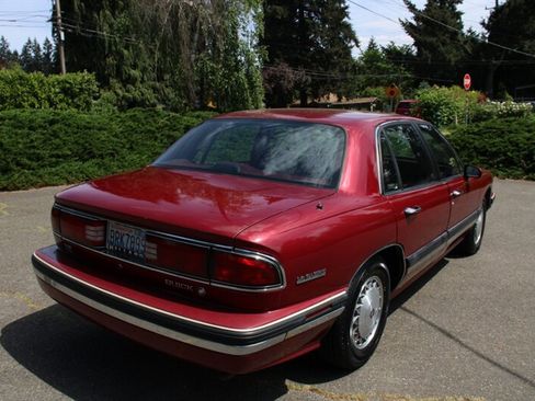 Used 1995 Buick Le Sabre Limited FWD image 3