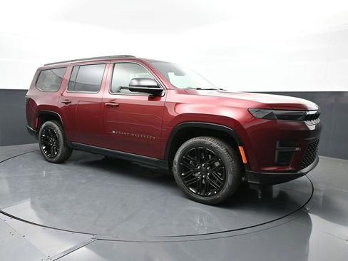 New 2026 Jeep Grand Wagoneer Limited AWD/4WD image 5