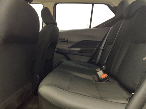 Used 2023 Nissan Kicks S FWD image 18