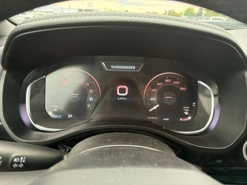 Used 2025 RAM 1500 Laramie w/ Night Edition AWD/4WD image 10