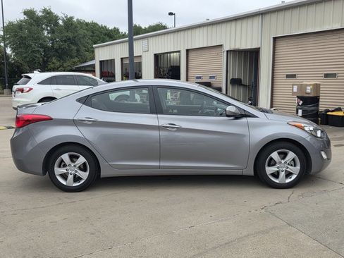 Used 2013 Hyundai Elantra GLS w/ Preferred Pkg FWD image 4